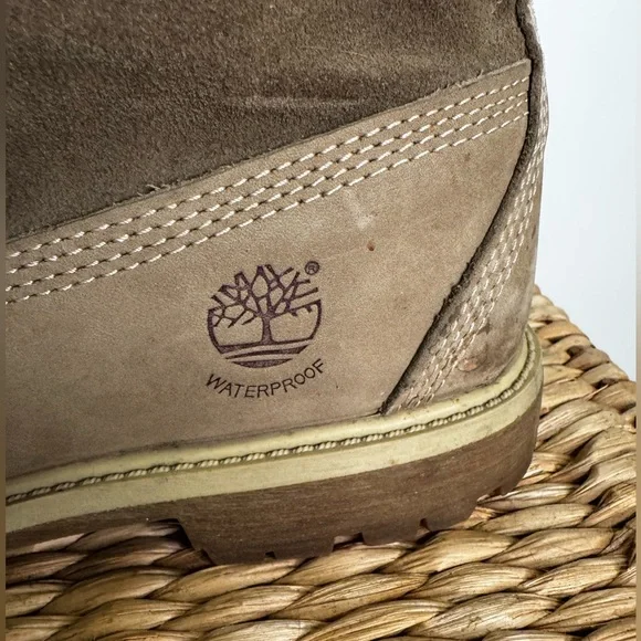 Timberland Women’s Sz 8.5  Teddy Fleece Fold-Down Waterproof Outdoor Boot  Snow - Picture 3 of 16